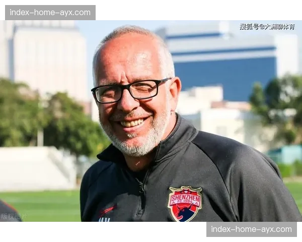 德国足协证实,下赛季起将试行扩大教练席技术区域的新规定 德国足协证实,下赛季起将试行扩大教练席技术区域的新规定